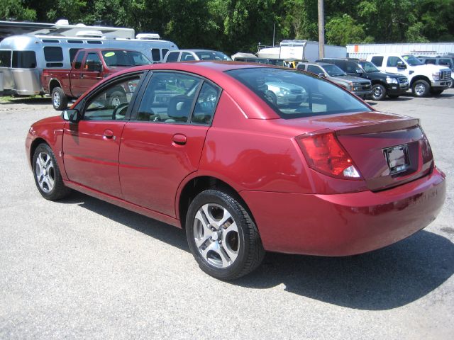 Saturn Ion 2005 photo 1