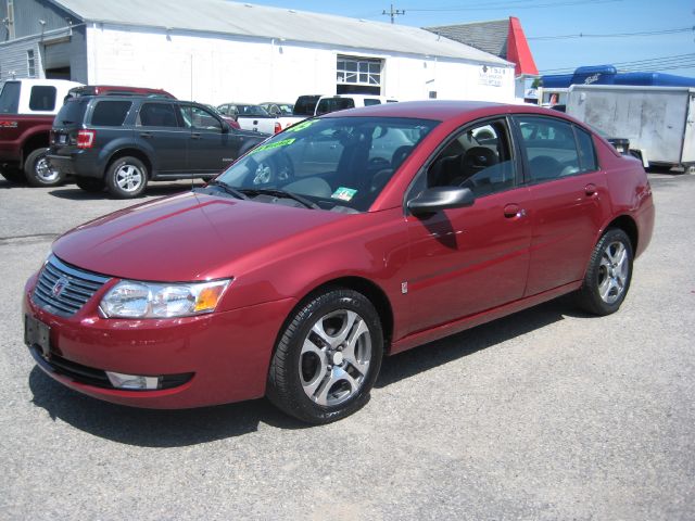 Saturn Ion 2005 photo 2