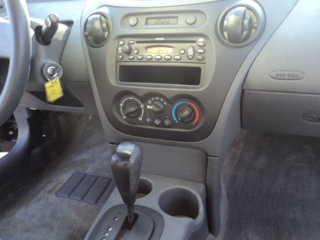 Saturn Ion 2005 photo 15