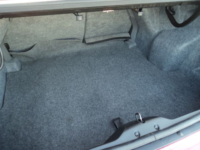 Saturn Ion 2005 photo 17