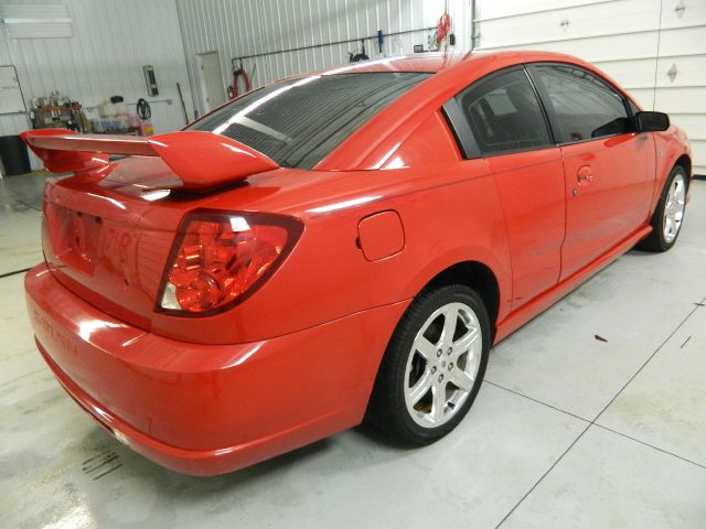 Saturn Ion 2005 photo 1