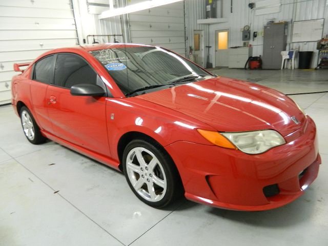 Saturn Ion 2005 photo 2
