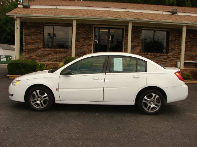 Saturn Ion 2005 photo 4
