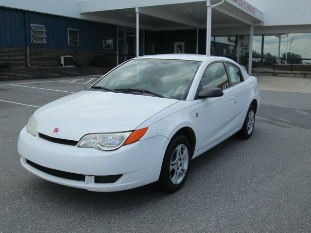 Saturn Ion 2005 photo 1