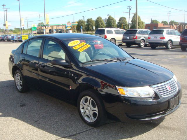 Saturn Ion 2005 photo 3