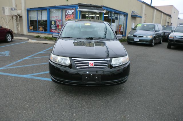 Saturn Ion 2005 photo 2