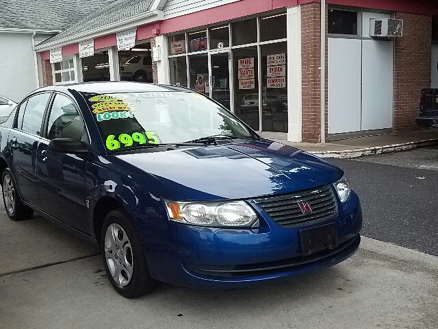 Saturn Ion 2005 photo 1