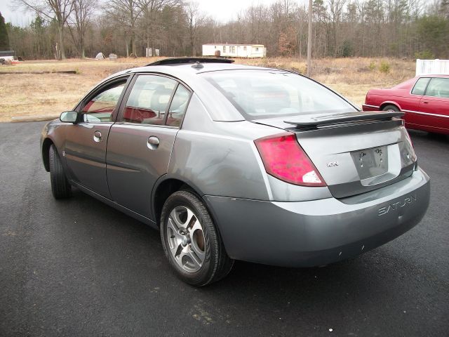 Saturn Ion 2005 photo 3