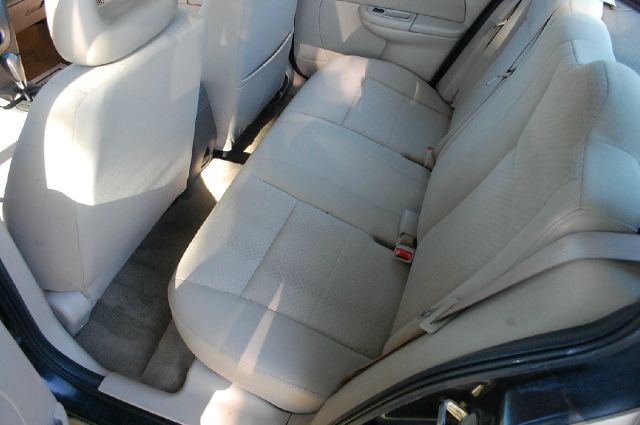 Saturn Ion 2005 photo 5