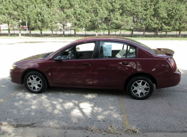 Saturn Ion 2005 photo 1