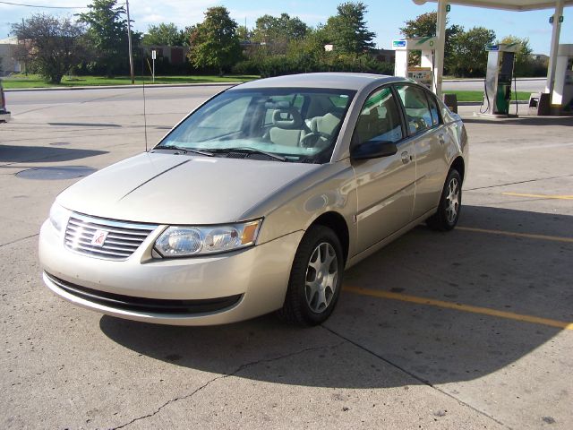 Saturn Ion 2005 photo 1