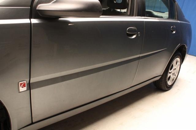 Saturn Ion 2005 photo 1