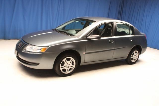Saturn Ion 2005 photo 2
