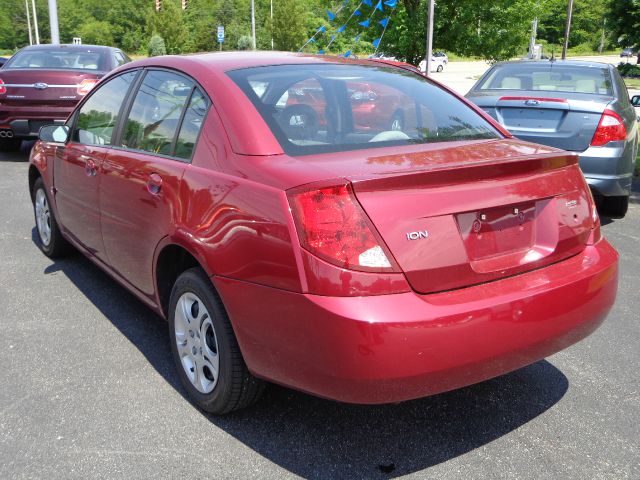 Saturn Ion 2005 photo 3
