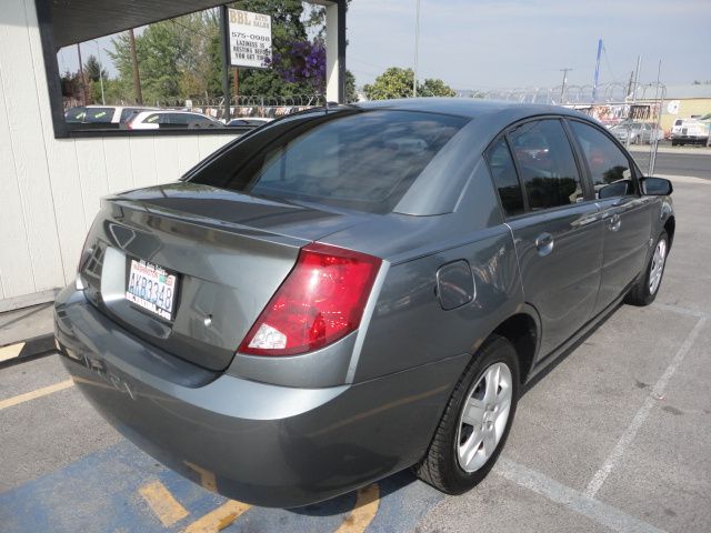 Saturn Ion V6 4WD Limited Sedan