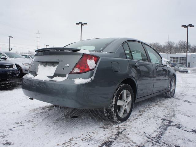 Saturn Ion 2006 photo 2
