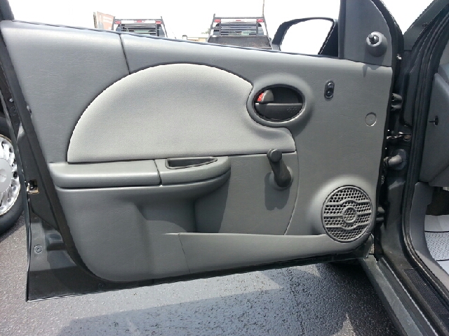 Saturn Ion 2006 photo 3
