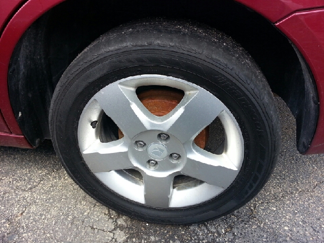 Saturn Ion V6 4WD Limited Sedan