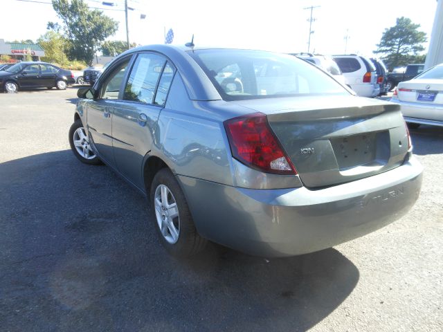 Saturn Ion 2006 photo 2