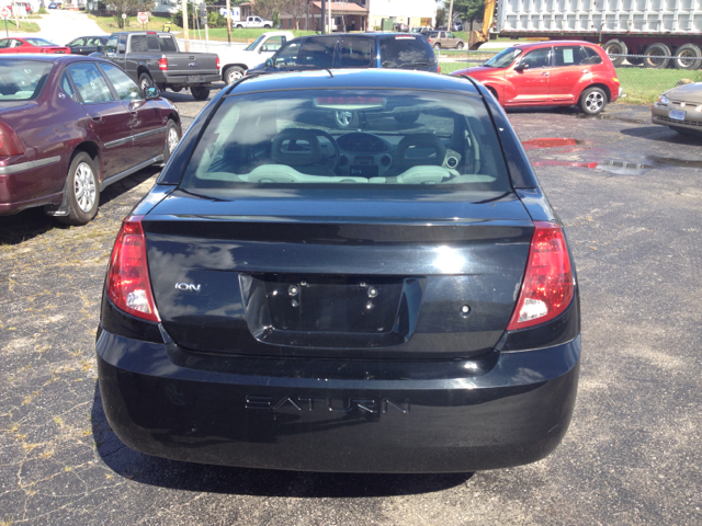 Saturn Ion V6 4WD Limited Sedan