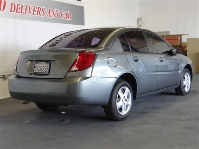 Saturn Ion 2006 photo 2