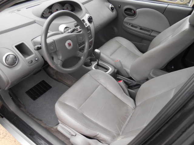 Saturn Ion 2006 photo 3