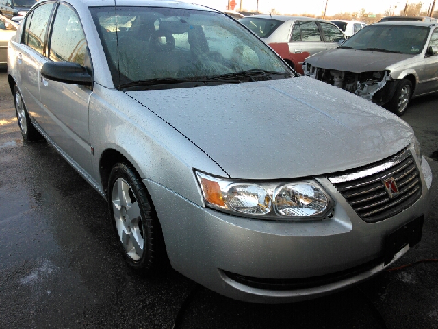 Saturn Ion 2006 photo 2