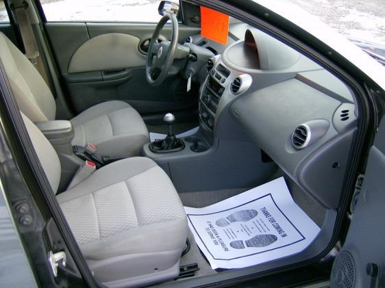 Saturn Ion Regular-long-slt-5.9l Diesel-4wd-1 Owner Sedan