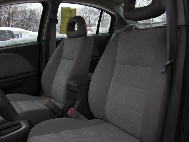 Saturn Ion 2007 photo 2