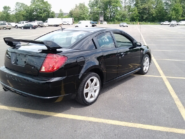 Saturn Ion 4dr SUV AT Touring W/navi Coupe