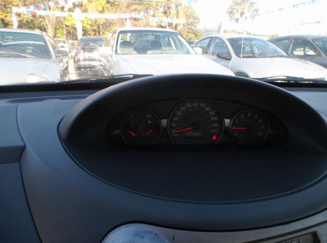 Saturn Ion 2014 photo 4