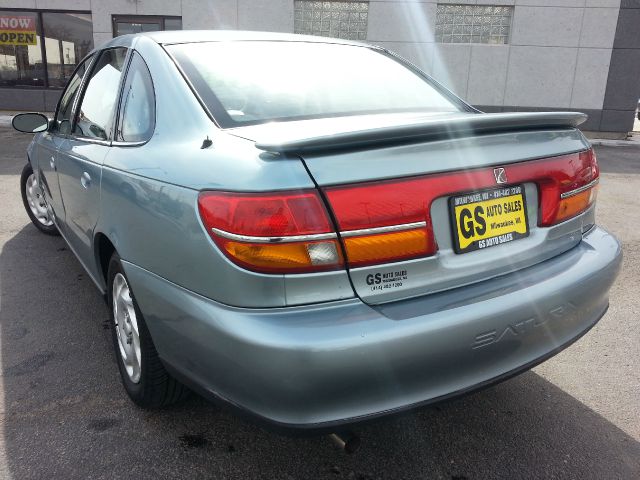 Saturn L-Series 2001 photo 1