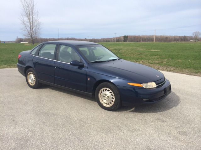 Saturn L-Series 2001 photo 1