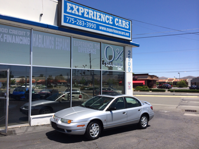 Saturn L-Series 2002 photo 1