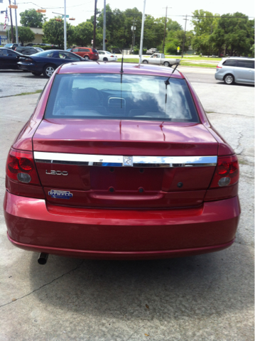 Saturn L-Series Sedan 2003 photo 6