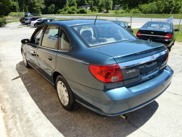 Saturn L300 2004 photo 1