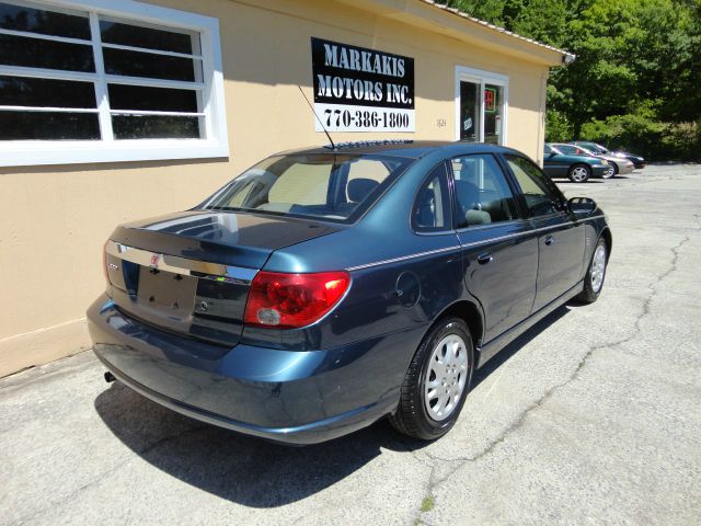 Saturn L300 2004 photo 2