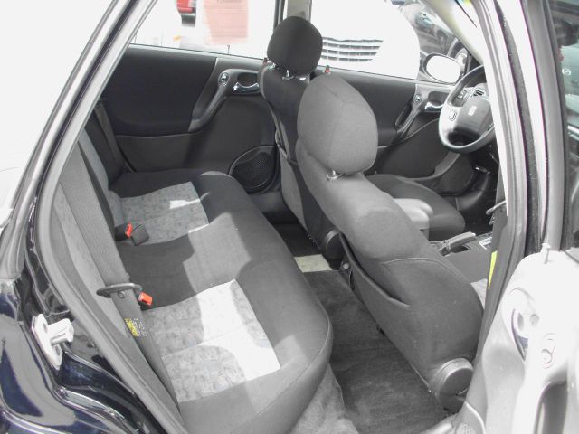 Saturn L300 R/T Coupe Sedan