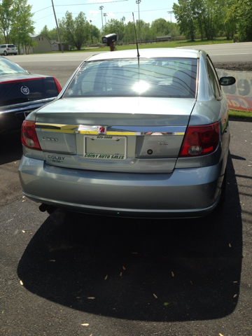 Saturn L300 2004 photo 2