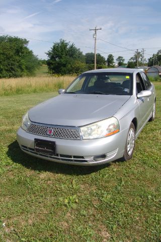 Saturn L300 2004 photo 2