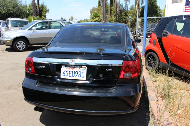 Saturn L300 2004 photo 1