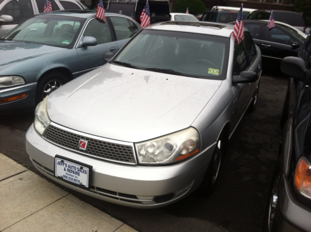 Saturn L300 2005 photo 3