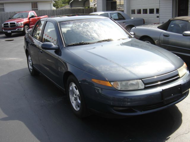 Saturn L300 2014 photo 2