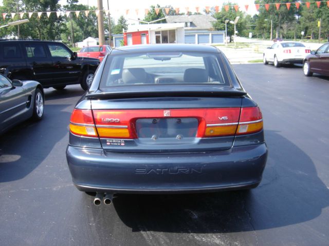 Saturn L300 2014 photo 4