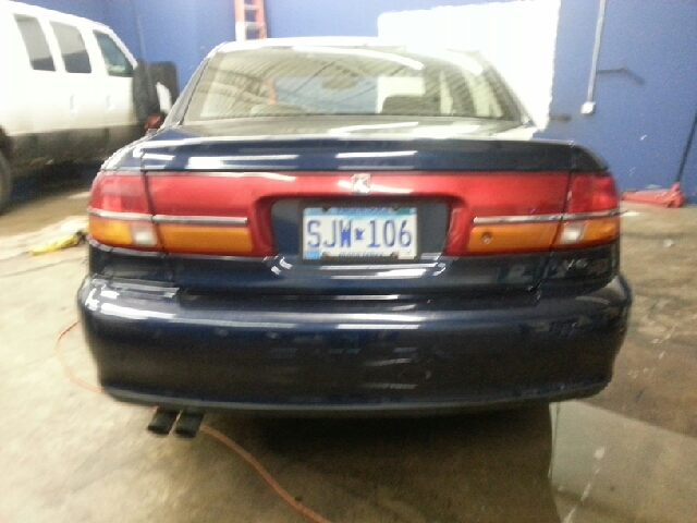 Saturn LS 2001 photo 1