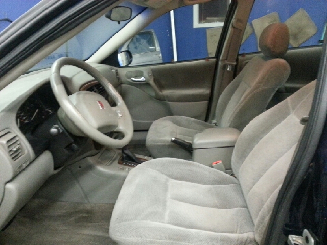 Saturn LS 2001 photo 2