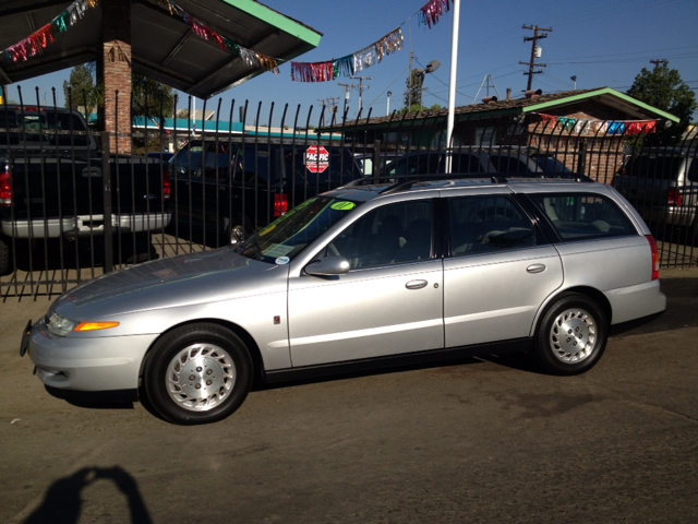 Saturn LW 2001 photo 4