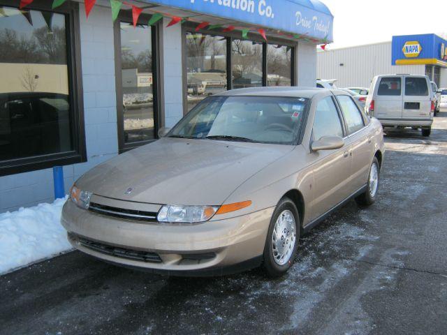 Saturn L Series 2000 photo 1