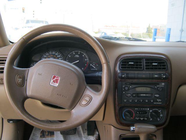 Saturn L Series 2000 photo 4