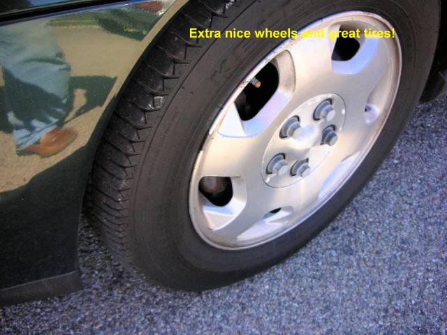 Saturn L Series 2000 photo 3